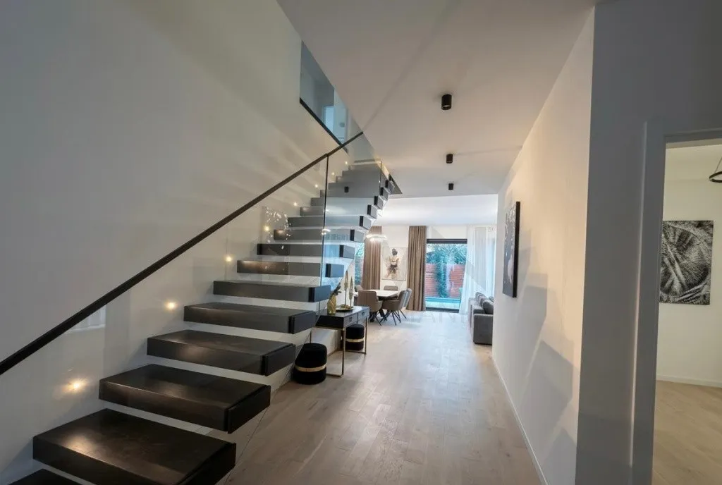 Vila l Iancu Nicolae l Piscina l 6 Camere