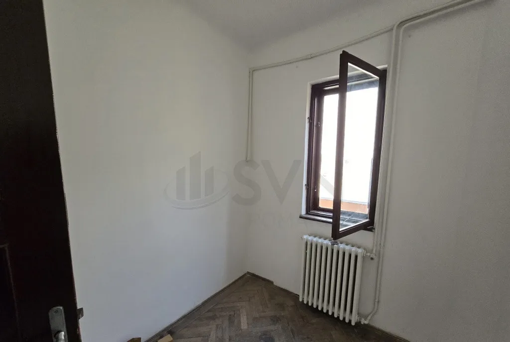 Apartament de 4 camere Banu Manta