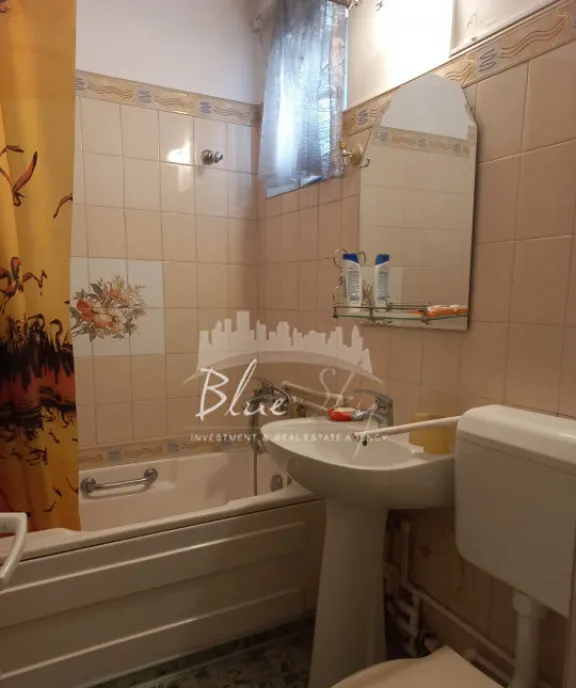 Apartament 4 camere circular Zona Centru de Scafandri Gar