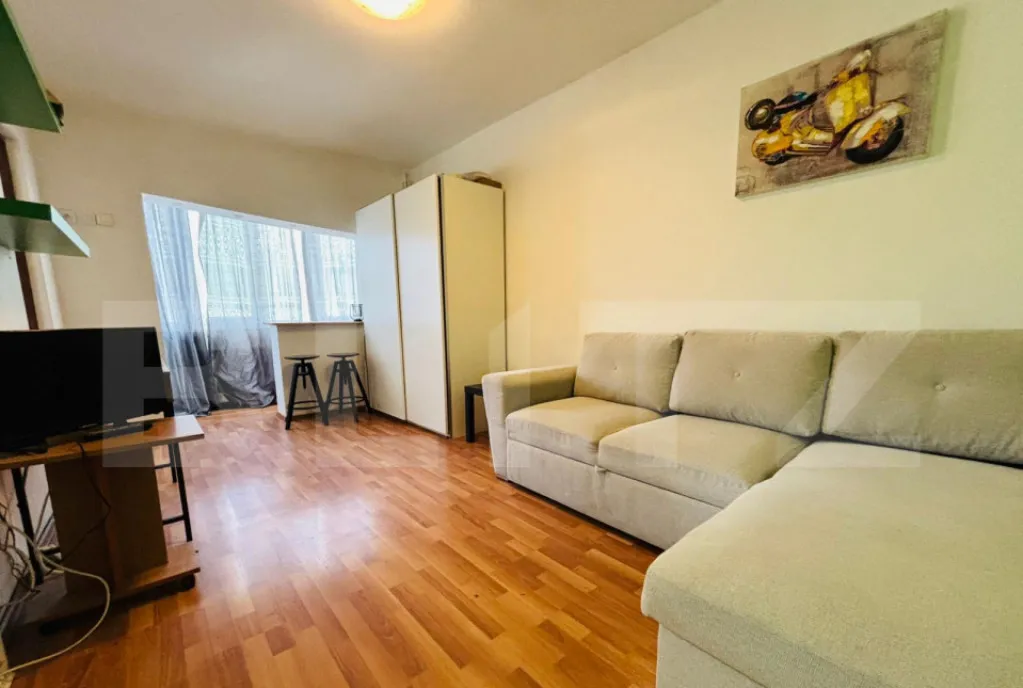 Garsoniera mobilata cu centrala proprie zona Noua