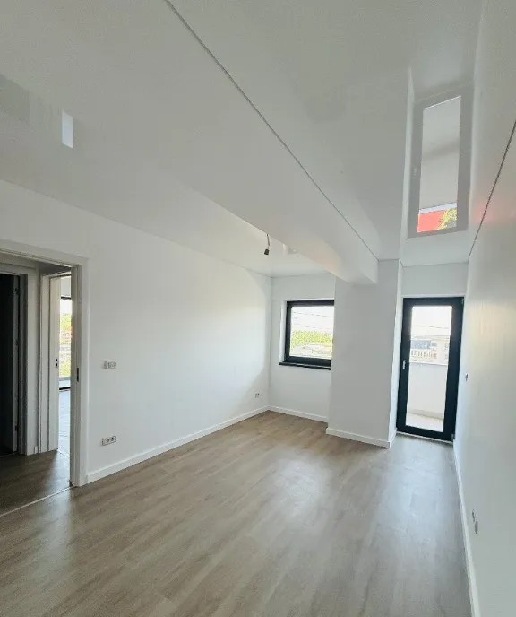 Adamant towers 3 camere finalizat cug Rond Vechi