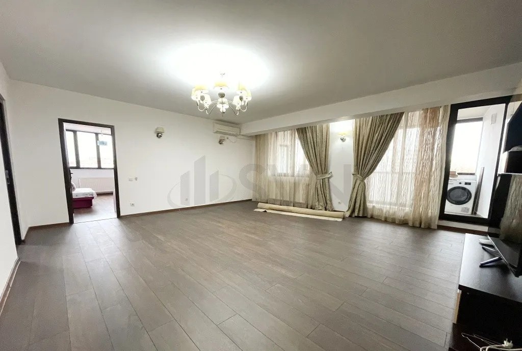 4 Camere l Bloc nou l Parcare