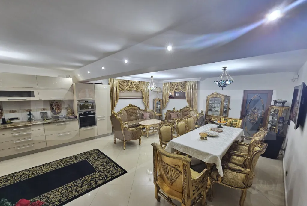 Apartament 3 camere 75mp balcon parcare zona Parc Poligo