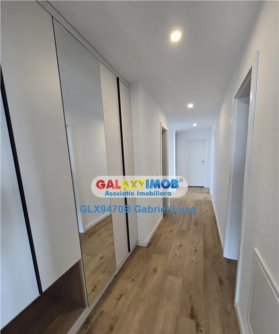 Apartament 3 camere 80 mp Decomandat Nou PIata Sudului