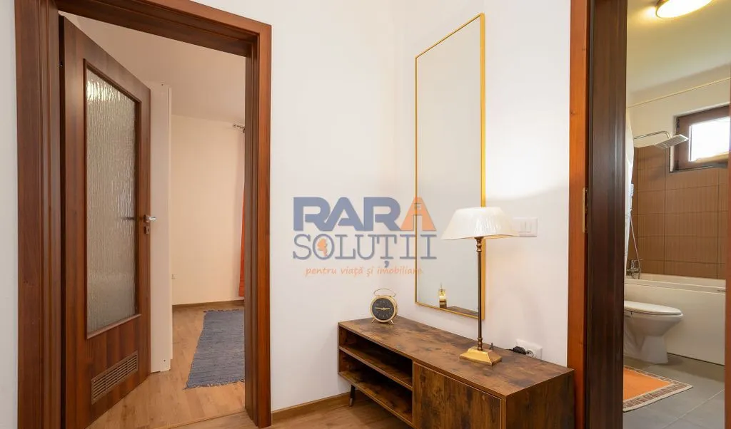 Casa cu 3 dormitoare si doua bai la cheie