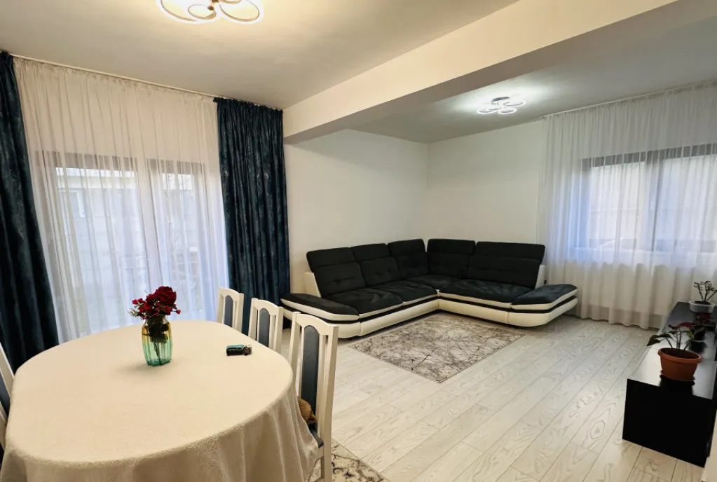 Vila cocheta 156 mp construiti 405 mp teren R