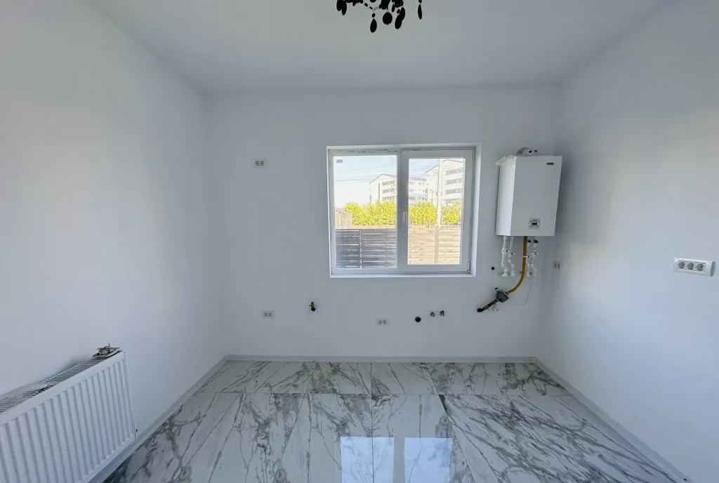 Super vila 124 mp construiti 250 mp ter