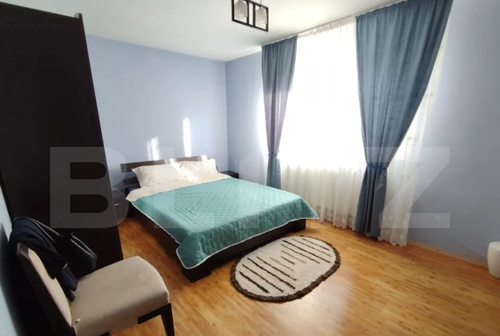 Casa 6 camere D P M teren 713 mp zona Metro