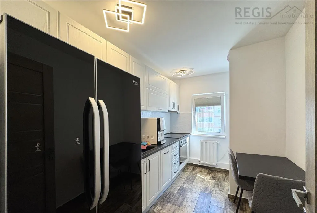 Apartament de inchiriat 3 camere Calea Bucuresti