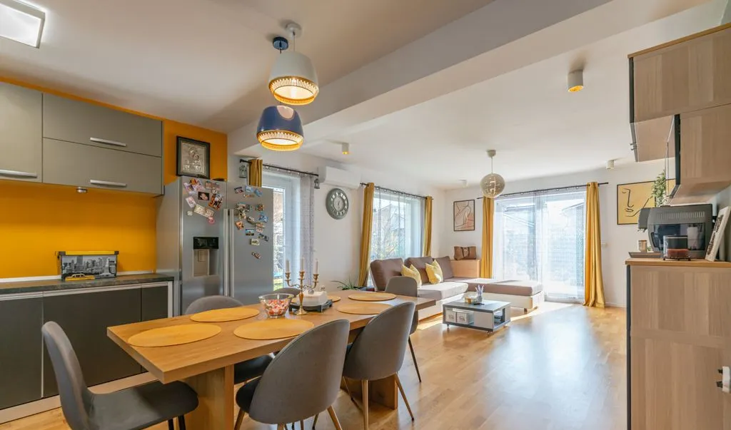 Casa mobilata utilata modern cartier Izvor Tarlungeni Brasov