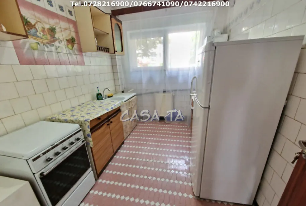Inchiriere apartement 2 camere Str Dacia Zona Mall