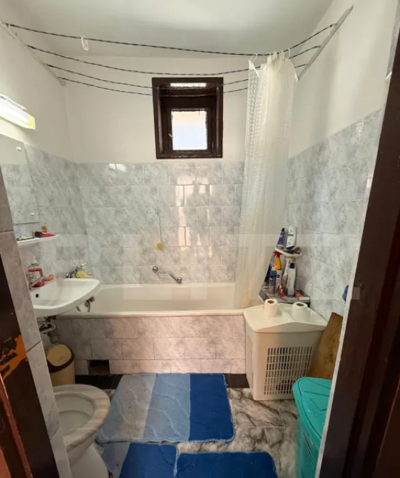 Casa curte si gradina Harman