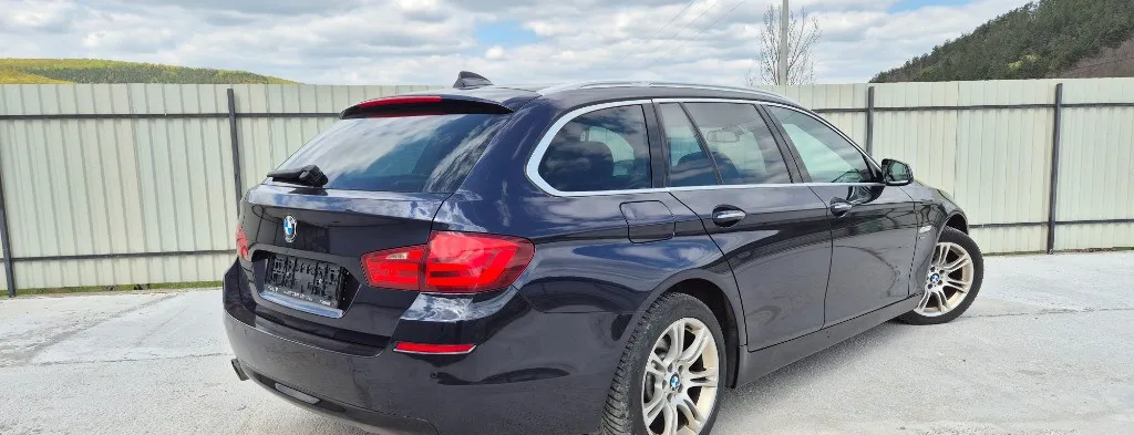 BMW 525d xDrive 218cp Automat 8 1 viteze M-Packet Panoramic interior seria 7 7 200 eur