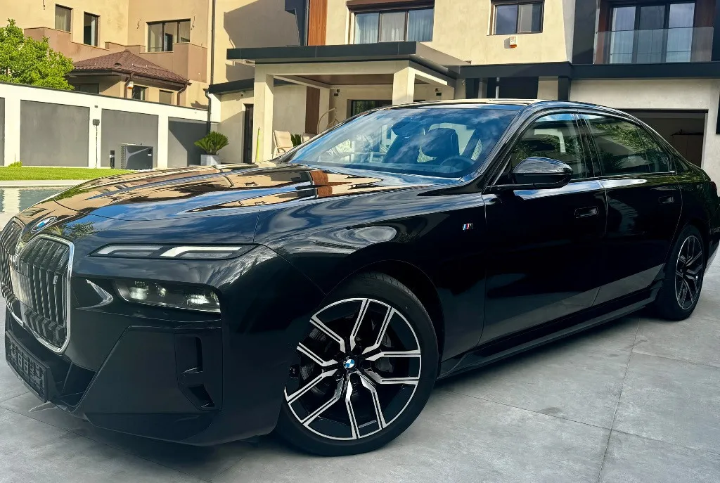 Bmw i7 xdrive m60 544cp extra full 78 400 eur