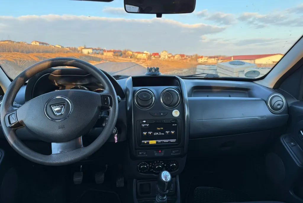 Dacia Duster 2x4 6 600 eur