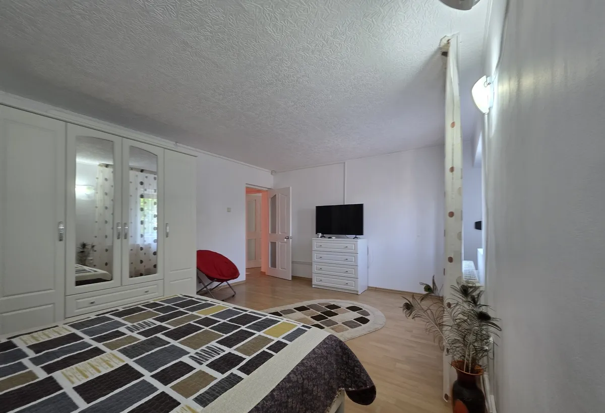 Ialomita Casa Vila/ chiar langa pensiunea Amara