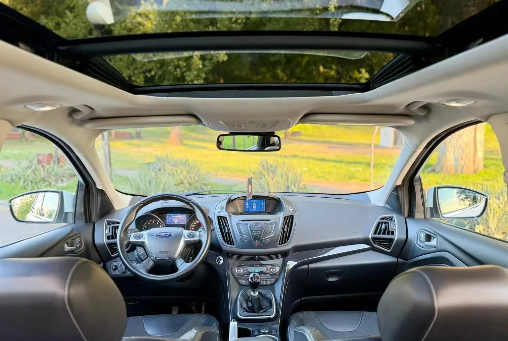Ford Kuga Titanium 7 990 eur