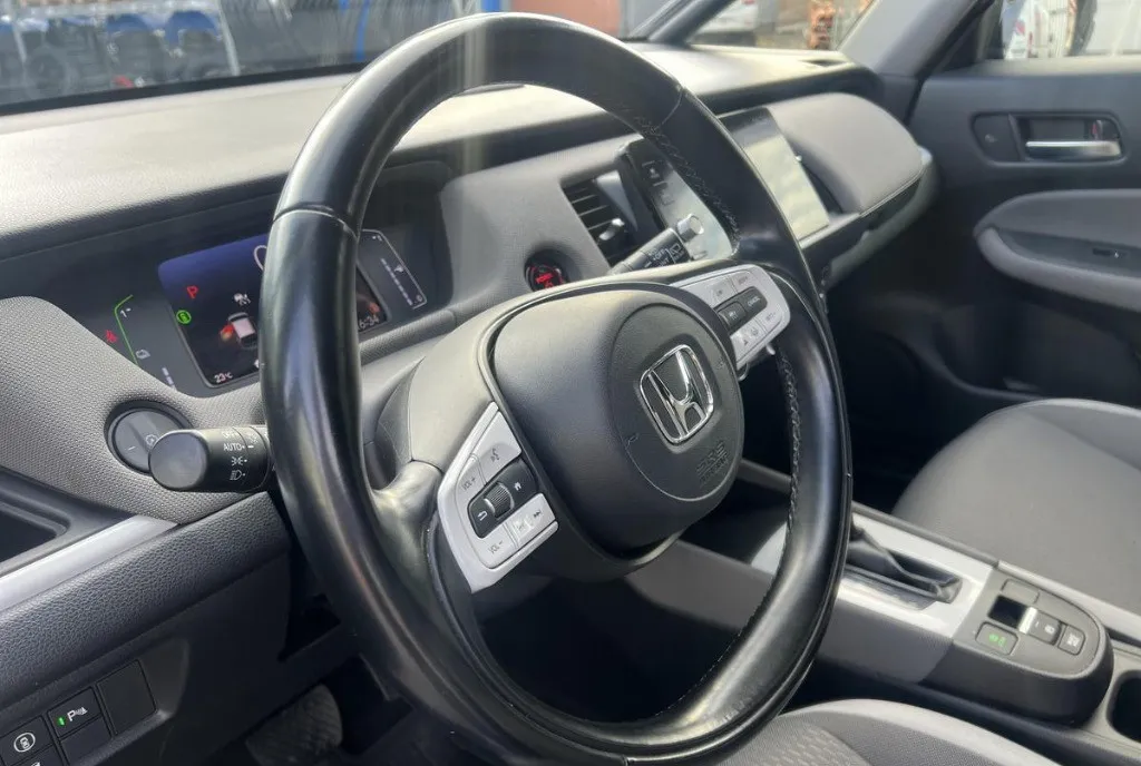 Honda jazz crosstar e hev 15 900 eur