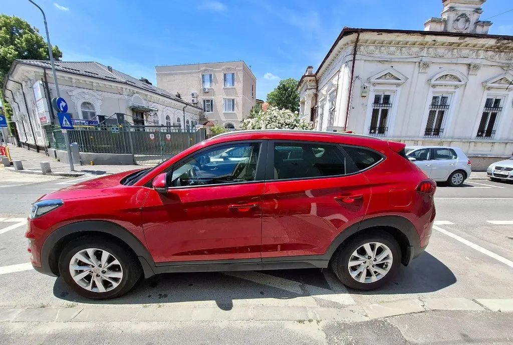 Hyundai tucson 1 6gdi 177cp 4wd 7dctdin oct 2019 18 000 eur