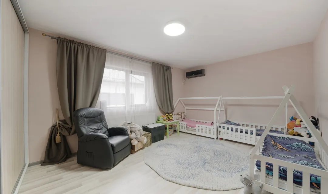 Chiajna Casa P 1 pod Teren 110 mp Str Luceafarului