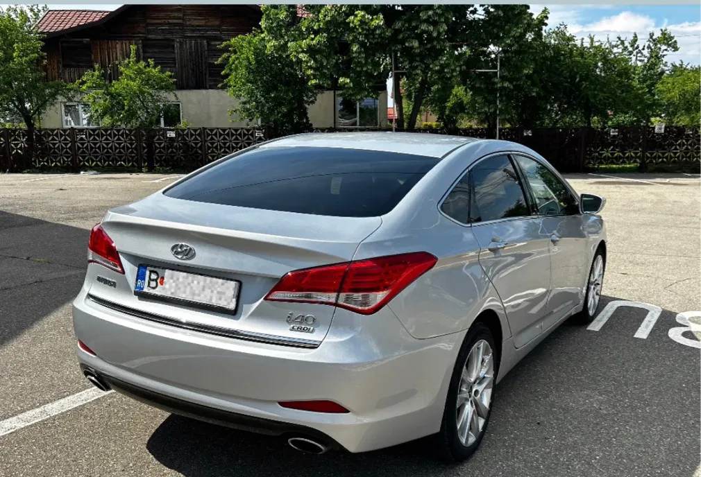 Hyundai i40 2012 4 490 eur