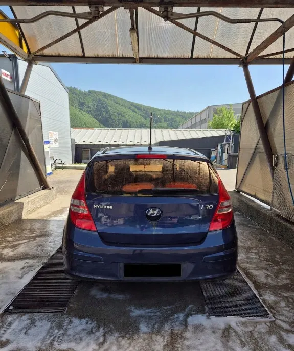 Hyundai i30 1 4 2008 2 500 eur