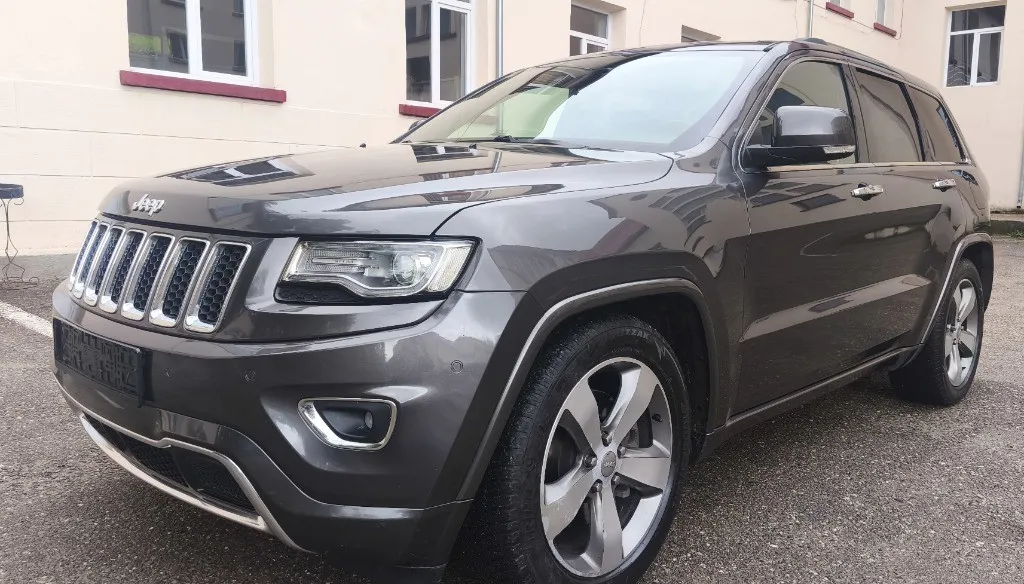 Jeep Grand Cherokee Overland 4X4 3 0 Turbo 250CP Euro5 9 990 eur