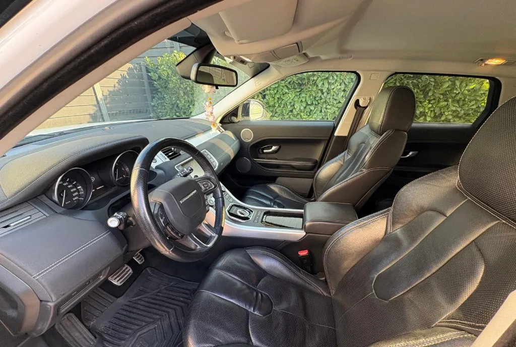 Land Rover Range Rover Evoque 2 2 tdi- 150cp 2014 8xroti aluminiu impecabila 11 500 eur
