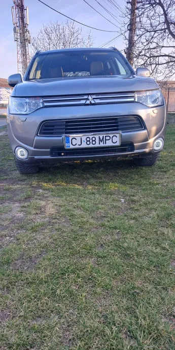 Mitsubishi outlander phev 8 500 eur