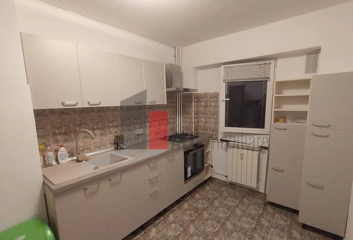 Prima inchiriere apartament decomandat 3 camere Bd Lacul Tei Parcul Circului