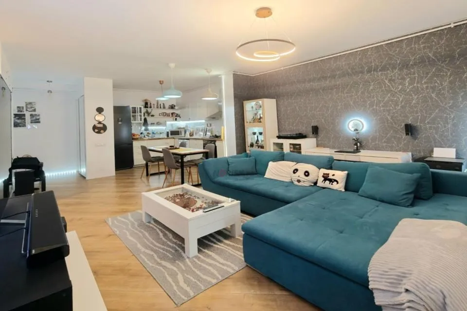 Pipera 3 camere 77 mp parcare 4City North centrala mobilat