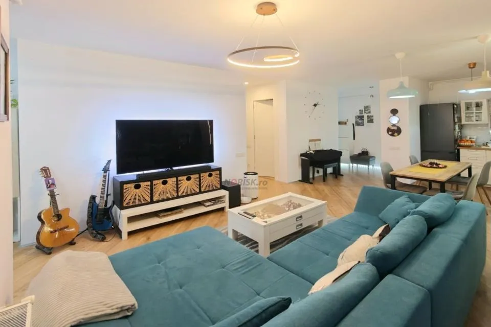 Pipera 3 camere 77 mp parcare 4City North centrala mobilat