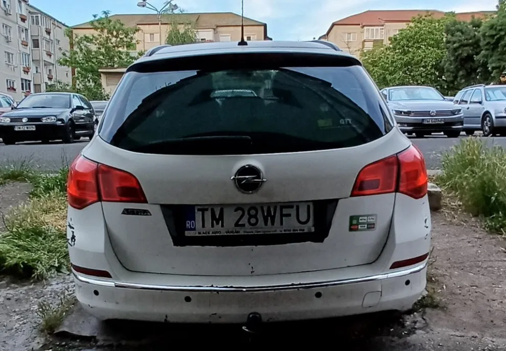 Opel Astra J 1 4 l benzina 3 189 eur