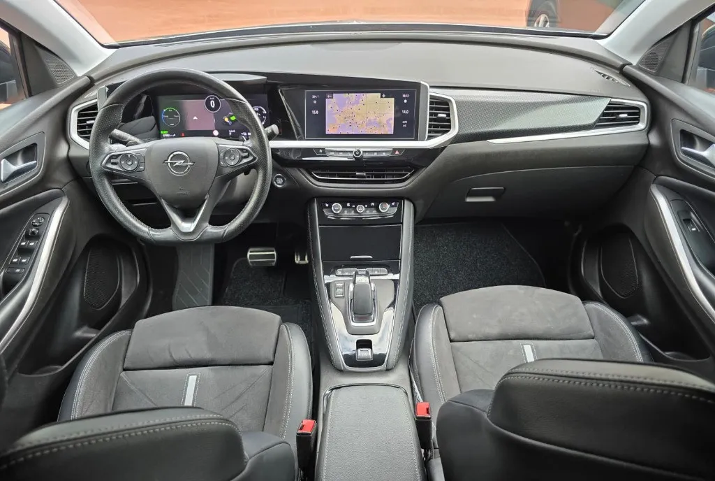 Opel grandland x 1 6 plug-in hybrid 4gse 19 999 eur