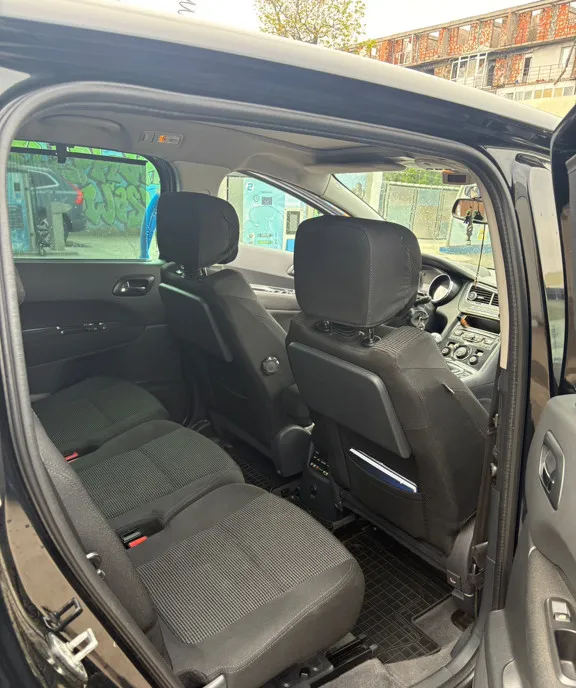 Peugeot 5008 2 0 4 000 eur