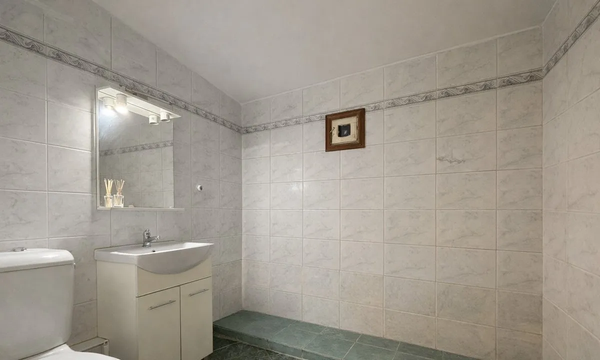 Splaiul Unirii stradal 3 camere decomandat 80 mp langa Camera de Comert