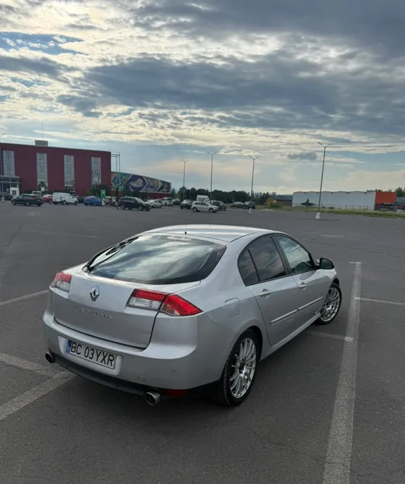 Renault Laguna 3 4 400 eur