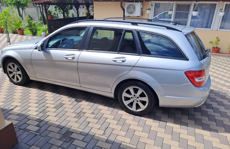 Mercedes Benz C 220