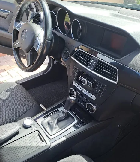 Mercedes Benz C 220