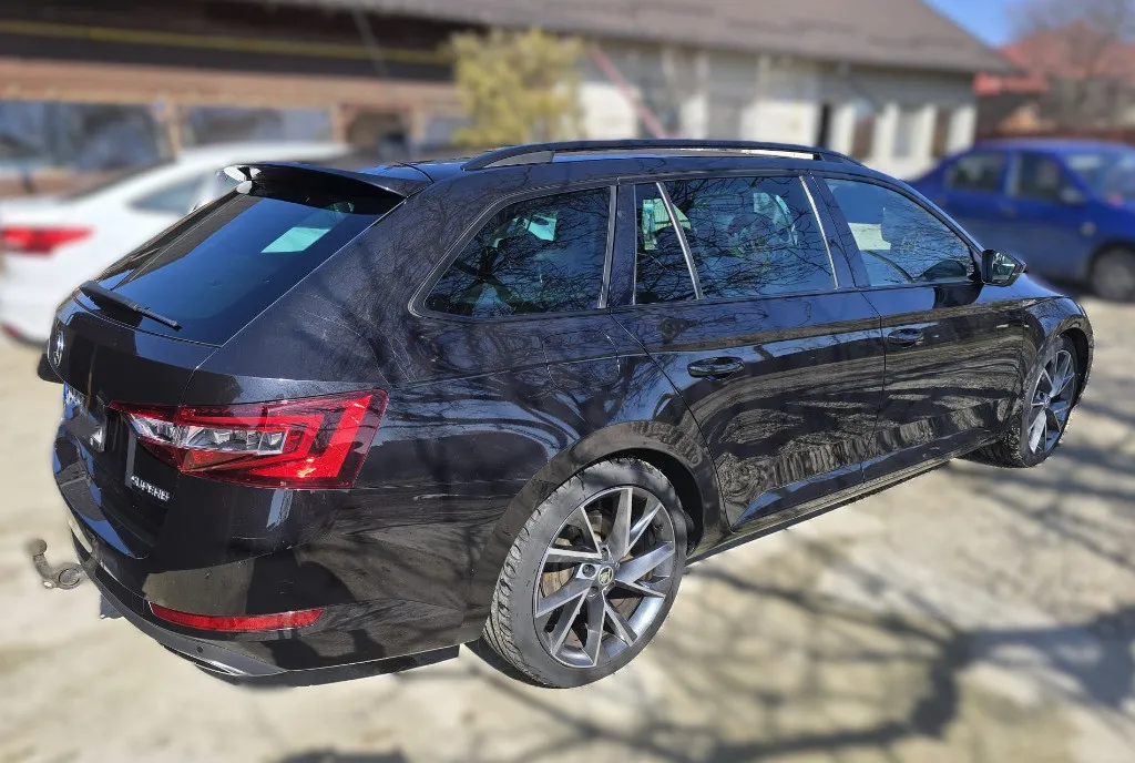 Skoda Superb 2 0 TDI Sportline 190 Cp 17 800 eur