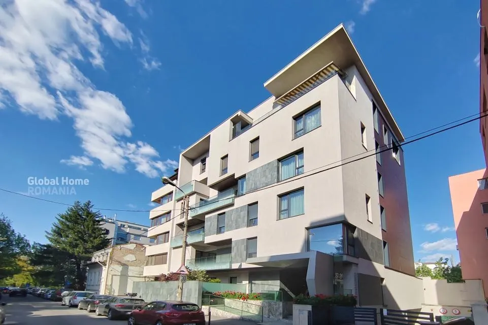 Aviatorilor Emanoil Porumbaru 4 Rooms Private Parking