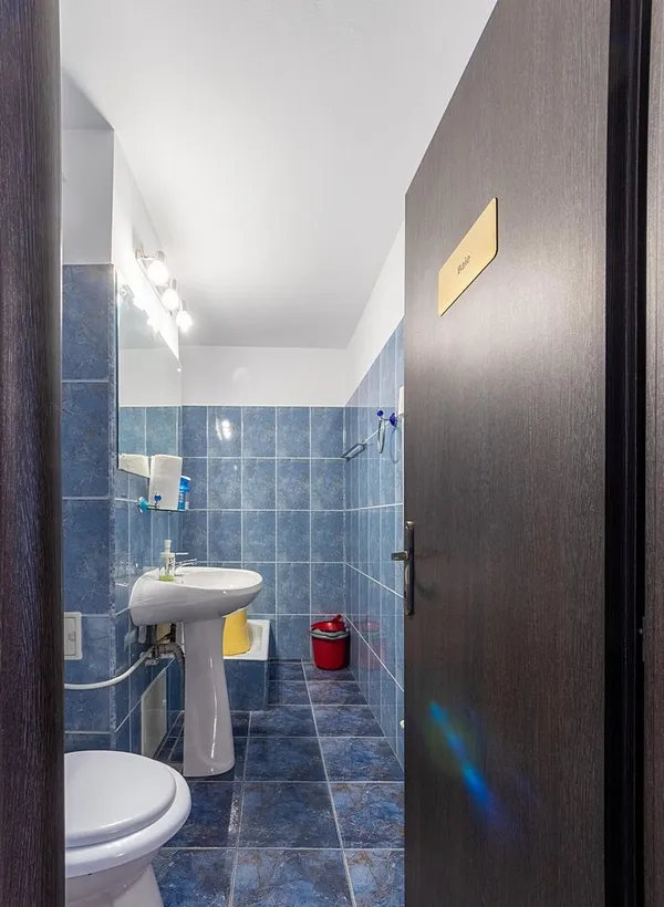 Unirii 5 camere pretabil birouri locuinta