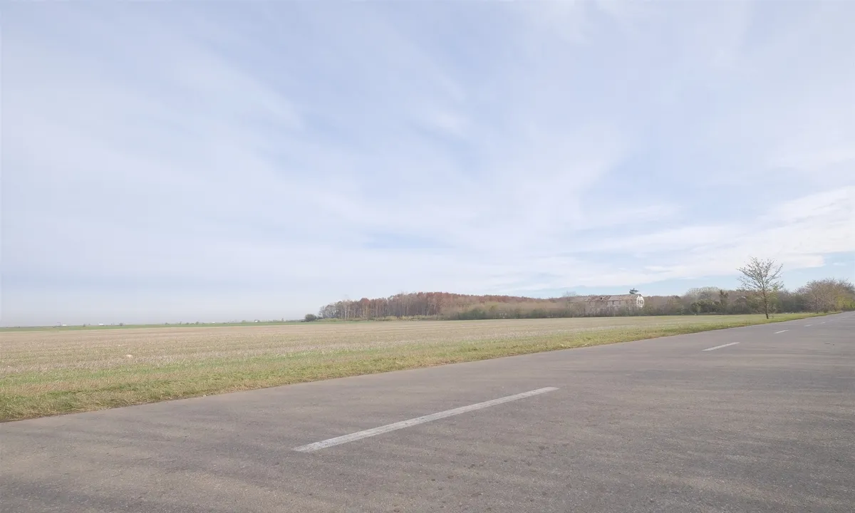 Gherghita la nodul Autostrazii A3 27 Ha teren intravilan cu puz
