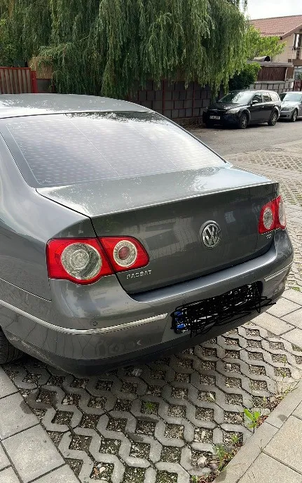 Vw passat b6 2008 289000 2 300 eur