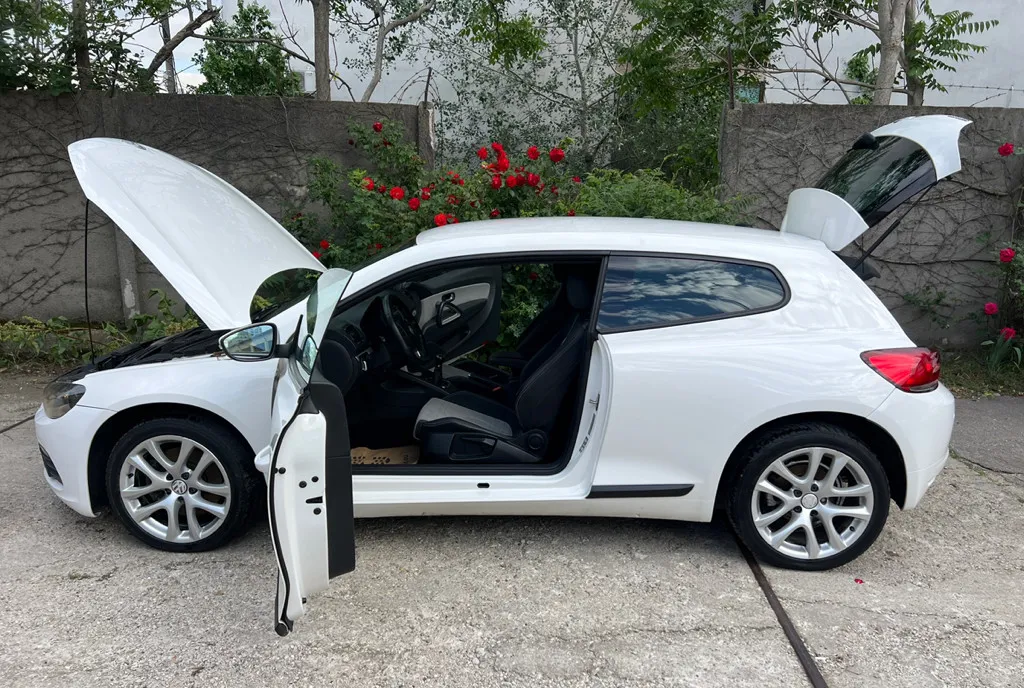 VW Scirocco 1 4tsi/160cp 2009 TVA Deductibil 3 850 eur