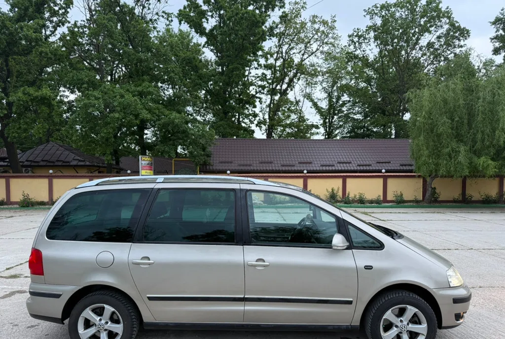 Volkswagen Sharan 1 9 Tdi- 116 CP - 4x4 - Recent adus 4 400 eur