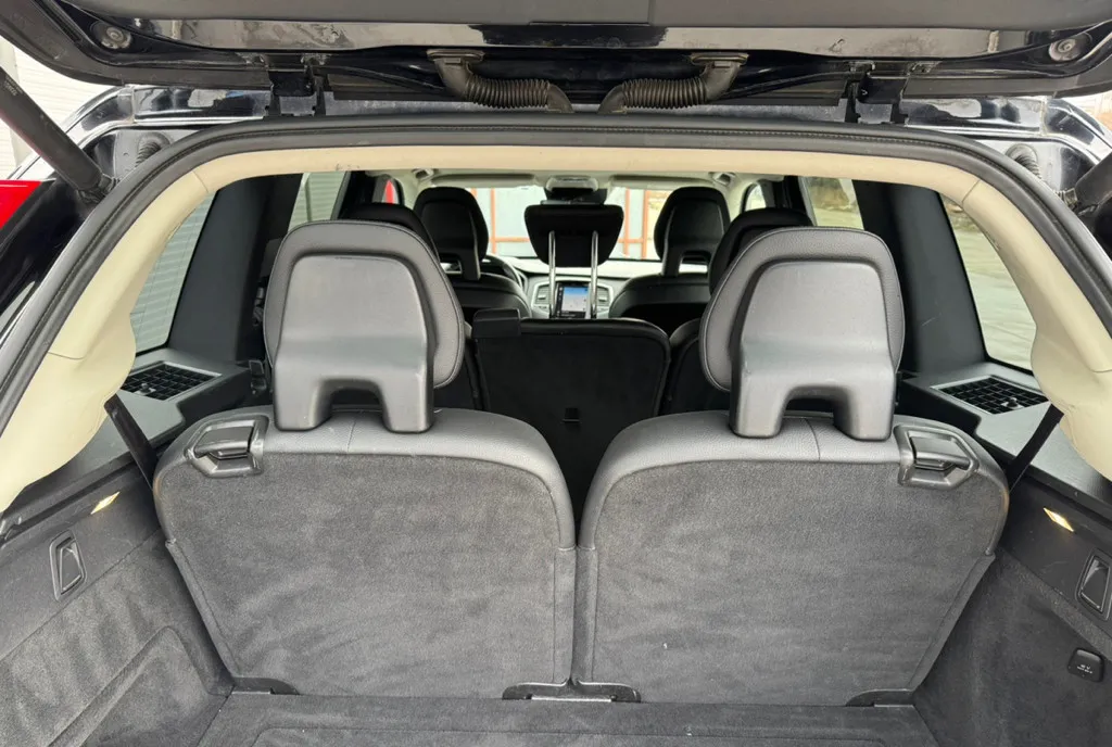 Volvo XC 90 2 0 D5 AWD 4x4 Automat 225CP 2015 7 Locuri 17 750 eur
