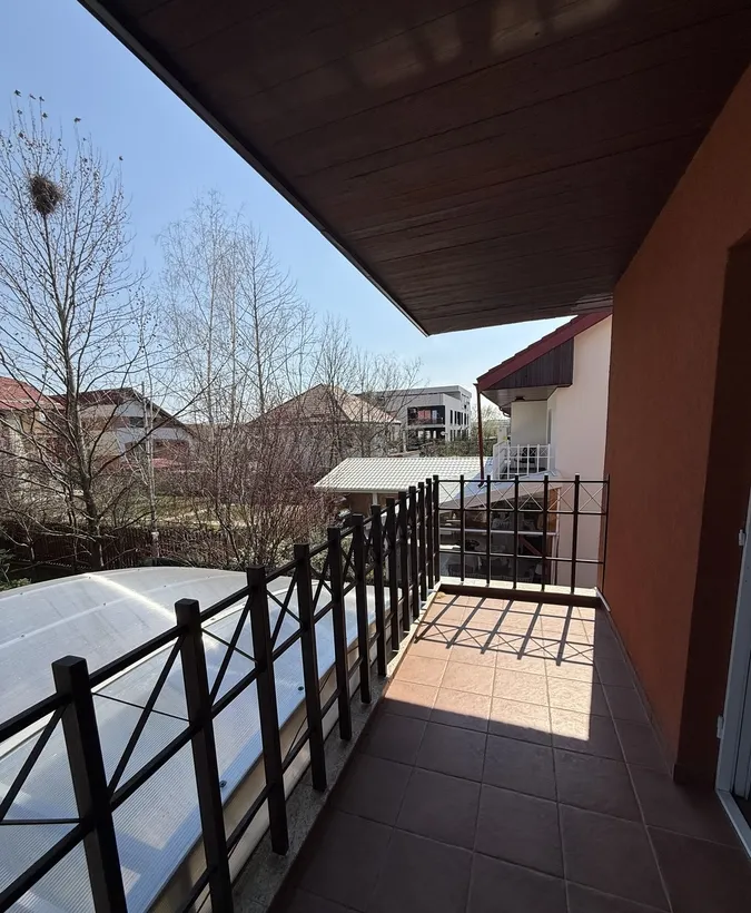Vila superba de inchiriat in American Village