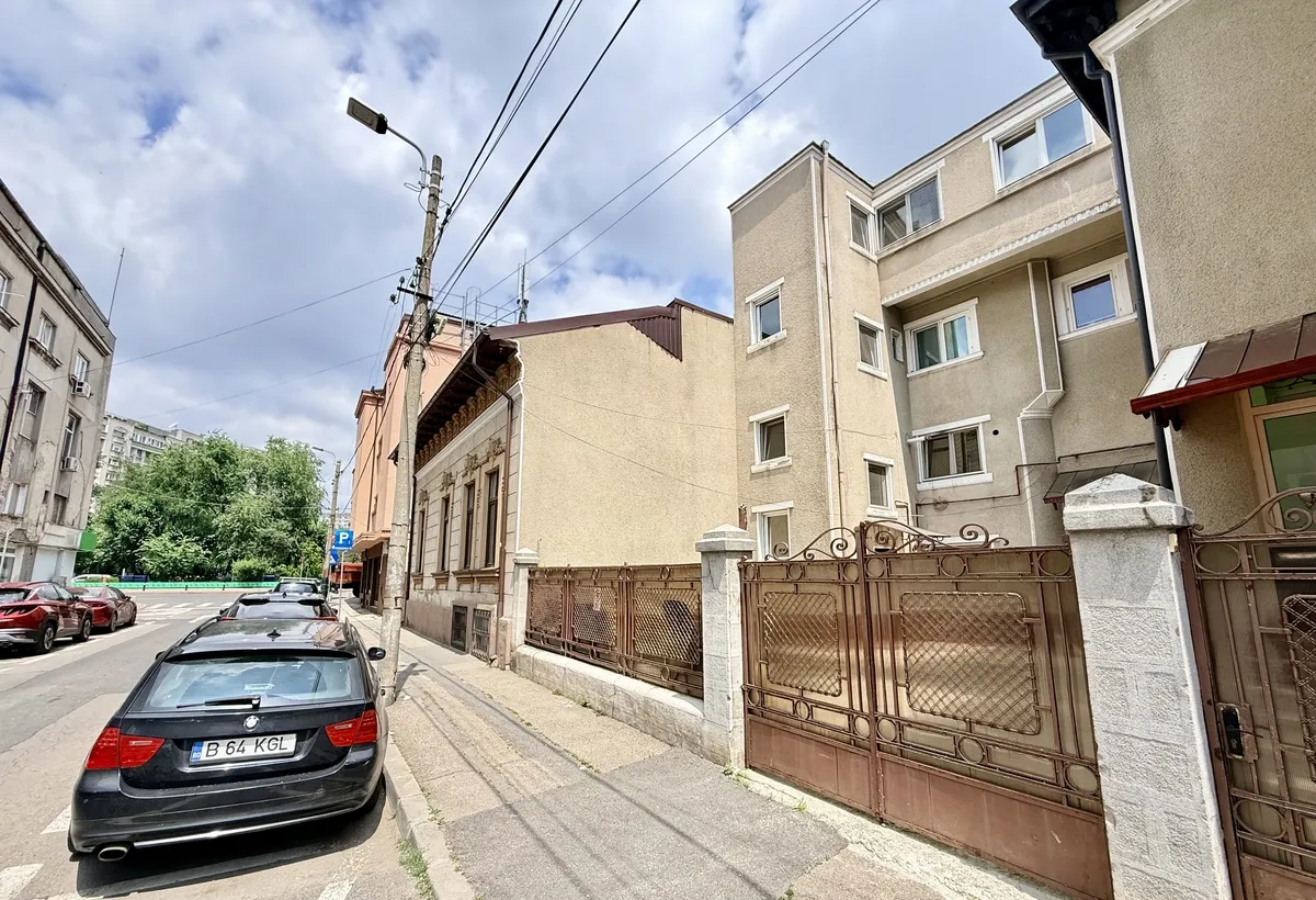 Unirii Piata Regina Maria si Rond Cosbuc / casa / D P E1 E2