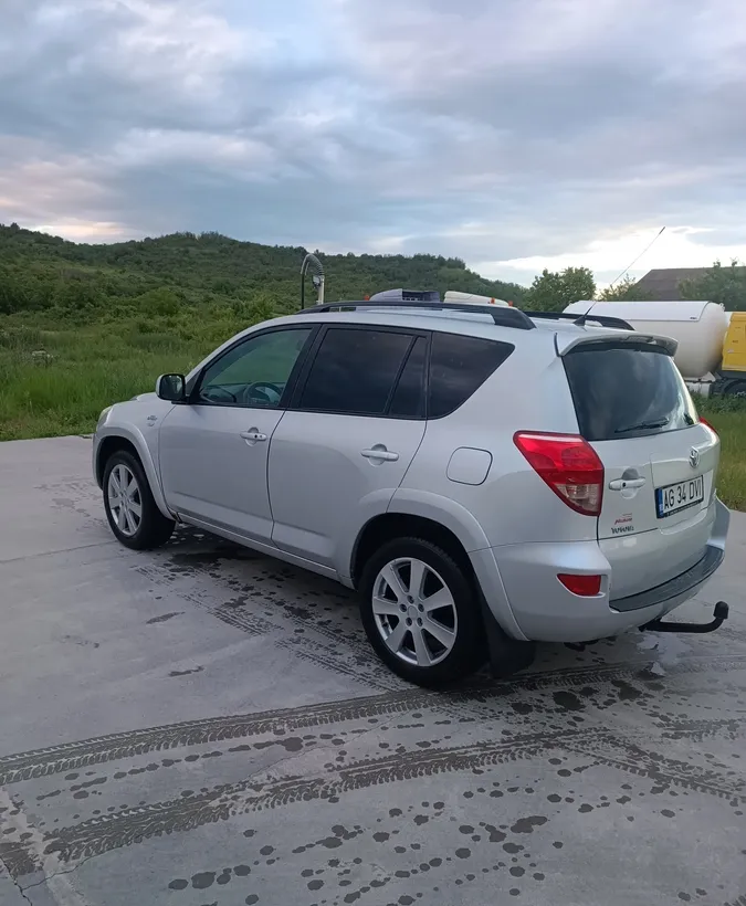 Toyota rav 4